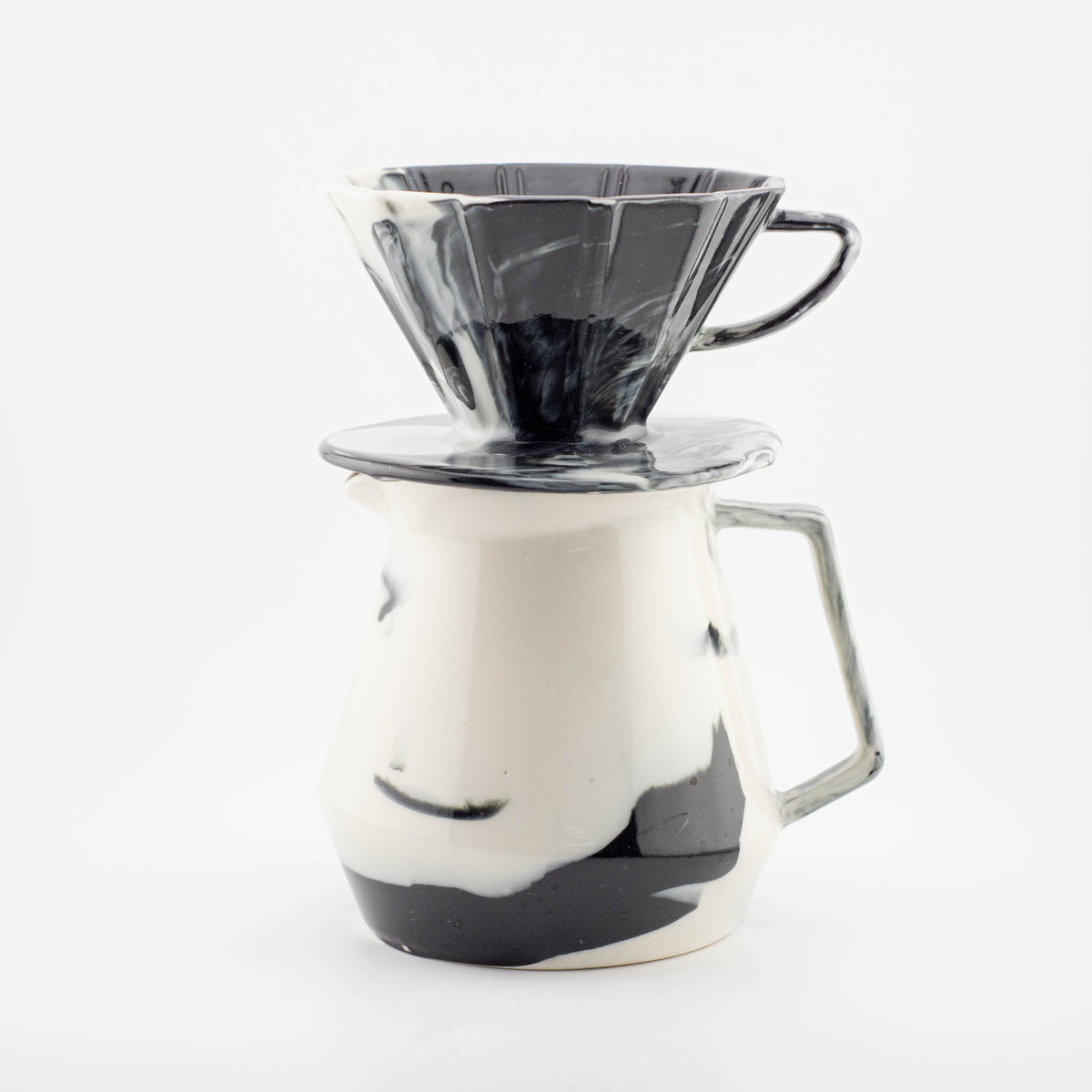 49004 Outlet - MK Coffee Server + MK V Dripper Cone 01 – Small - glossy