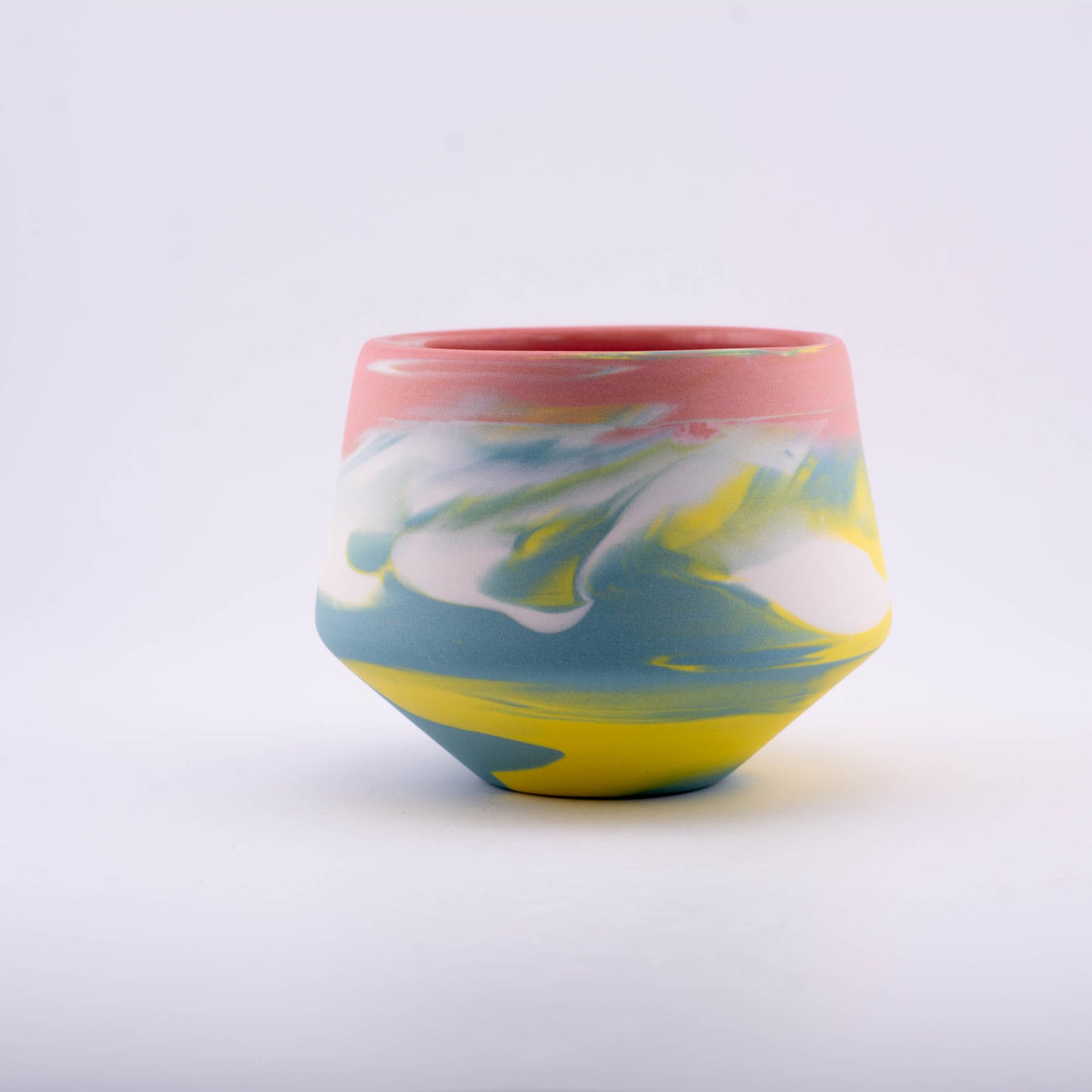 6516 Unique mix wave cup size S - 270ml/9oz