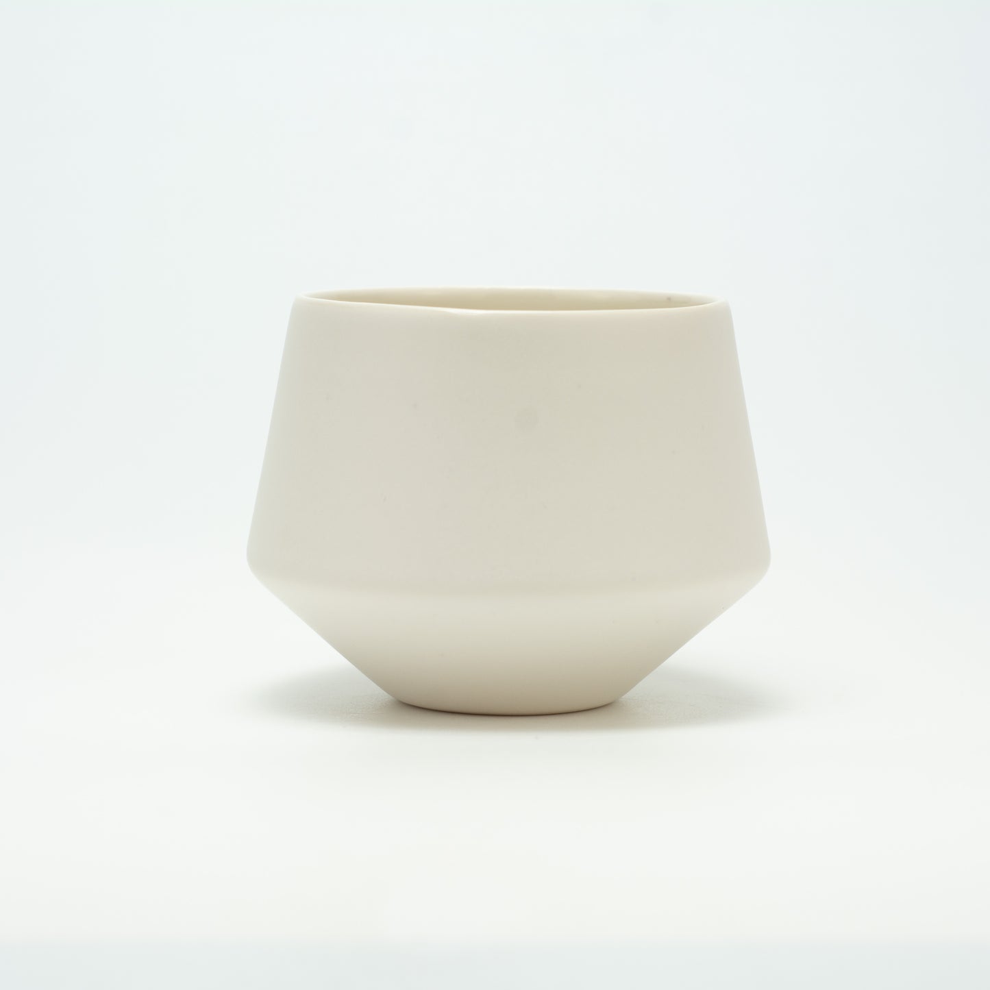 Handmade Porcelain Coffee Cup | MK Studio | White mat