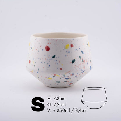 Håndlavet porcelæn kaffekop | MK Studio | Farveplet