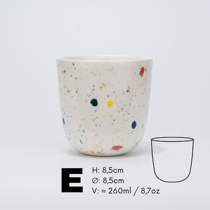 Håndlavet porcelæn kaffekop | MK Studio | Farveplet