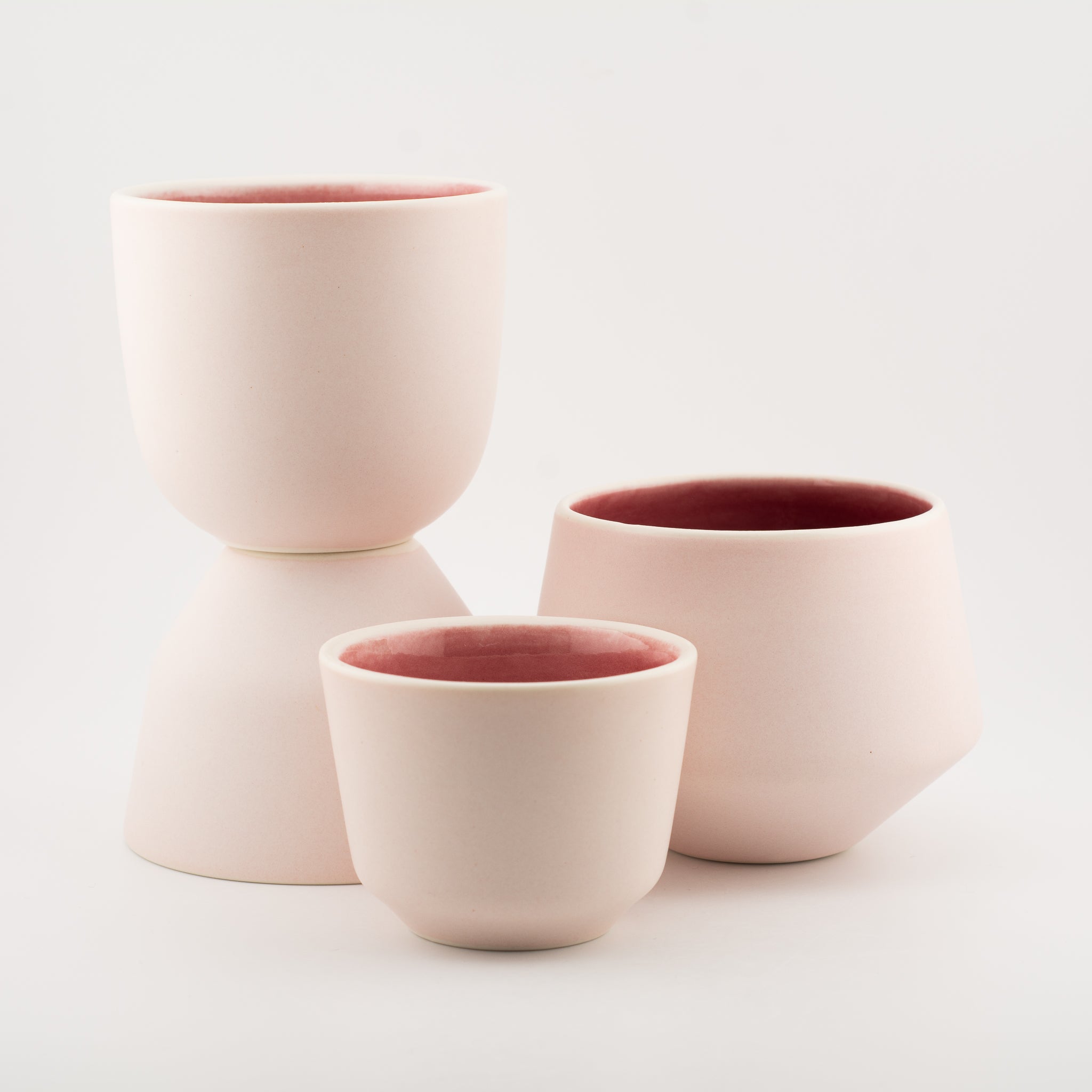 Handmade Porcelain Coffee Cup | MK Studio | Mat pink with glossy