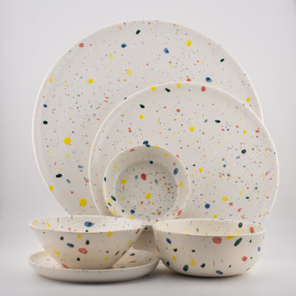 Håndlavede tallerkener og skåle i porcelæn | MK Studio | Farveplet