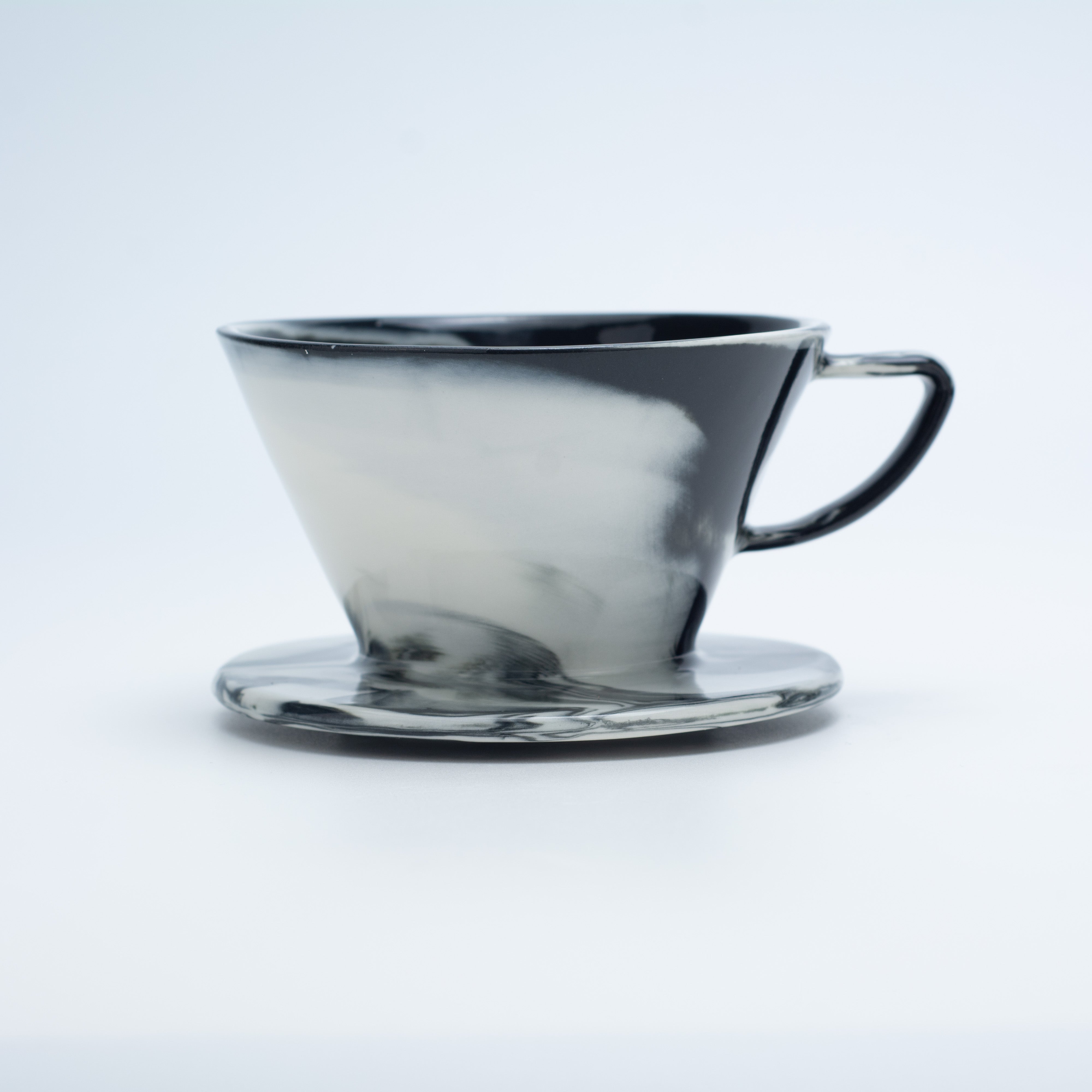 MK Dripper - Black and white - PREORDER!