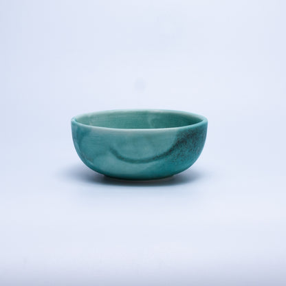 Håndlavede tallerkener og skåle i porcelæn | MK Studio | Turkis plet