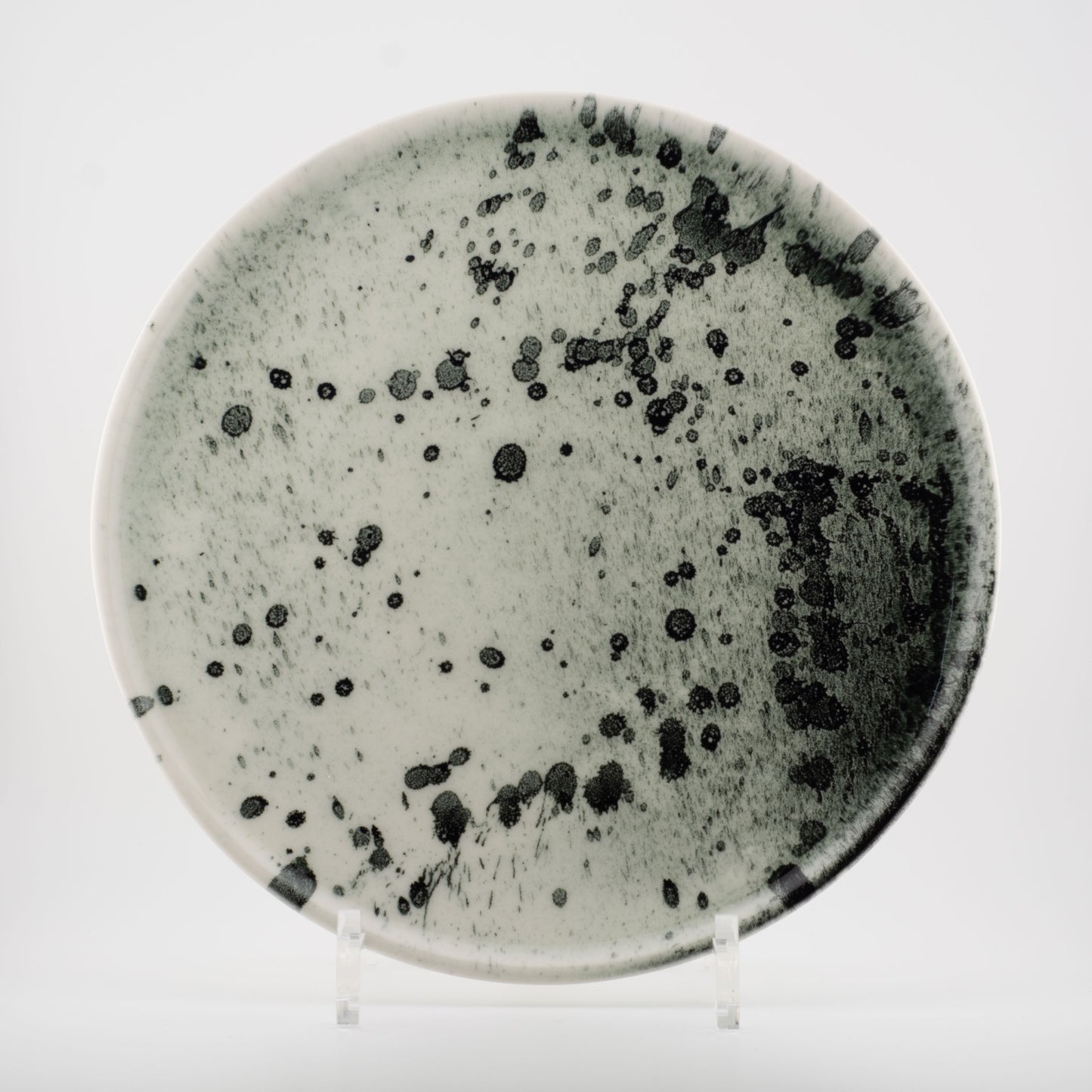 Handmade Porcelain Plates and Bowls | MK Studio | Black splash