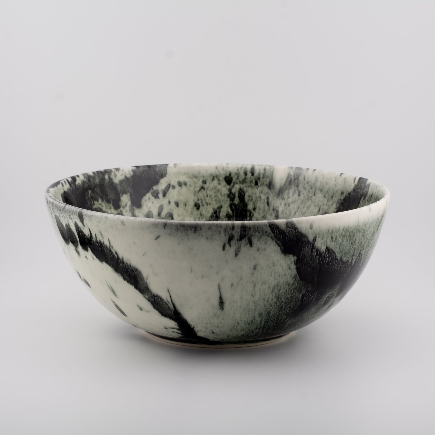 Handmade Porcelain Plates and Bowls | MK Studio | Black splash