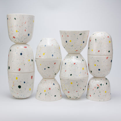 Håndlavet porcelæn kaffekop | MK Studio | Farveplet