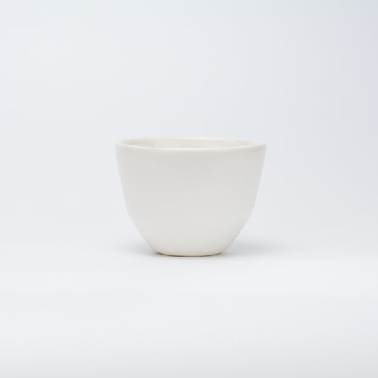 Handmade Porcelain Coffee Cup | MK Studio | White mat / pearl