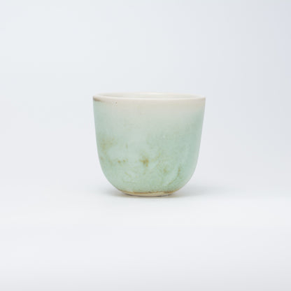 Håndlavet porcelæn kaffekop | MK Studio | Rusten turkis